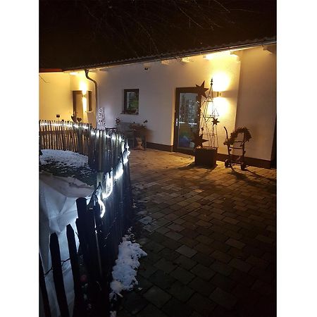 Neu Apartment Am Birkenfeld Allgaeu Kaufbeuren Steinholz Esterno foto